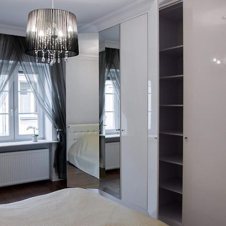 Gold Apartments - City Center - Old Town - Podw9 Warsawa Bagian luar foto